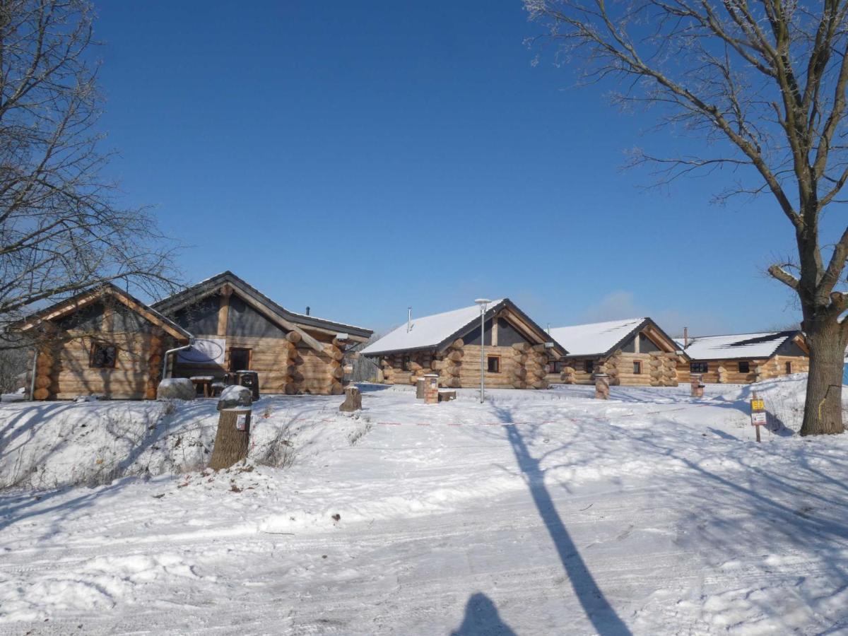 Naturstammhaus Tollensesee Gross Nemerow Экстерьер фото